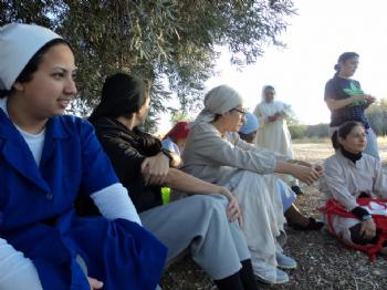 FOTOPaseo y rezo de Vsperas junto al ro Tajo