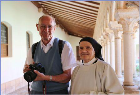 visitando el claustro