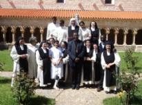 Nuestra comunidad arropa a la Iglesia de Burundi en la persona de su Obispo. - 